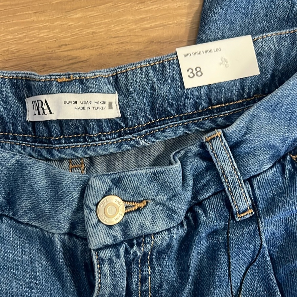 ZARA Mid Rise Style Wide Leg Jeans NWT - Picture 3 of 4